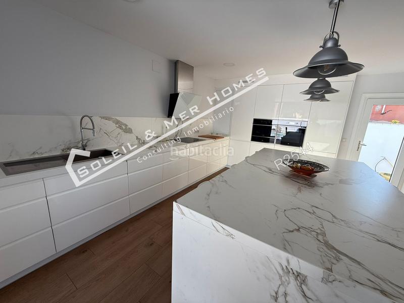 Foto ac68d27a-e857-4c9a-a0ad-ae04dfdb86c2. Xalet a Valdelagrana Puerto de Santa María (El)