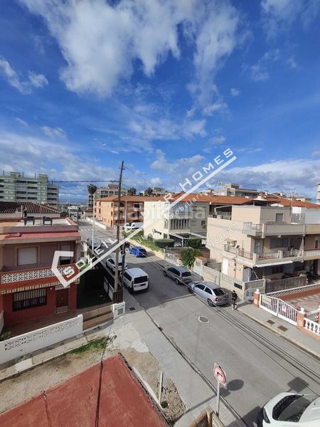 Foto 413f64f2-129f-4787-973f-c6dbff437263. Casa adossada a El Perelló Sueca
