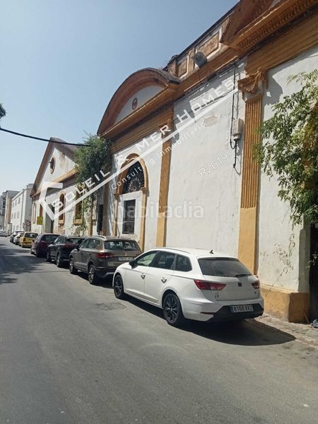 Foto c487e3e6-0be5-4f39-b970-63dfb7ac42f0. Edificio ??? ¡excepcional oportunidad de inversión! dos cascos de bodega con un enorme potencial ??? en Puerto de Santa María (El)