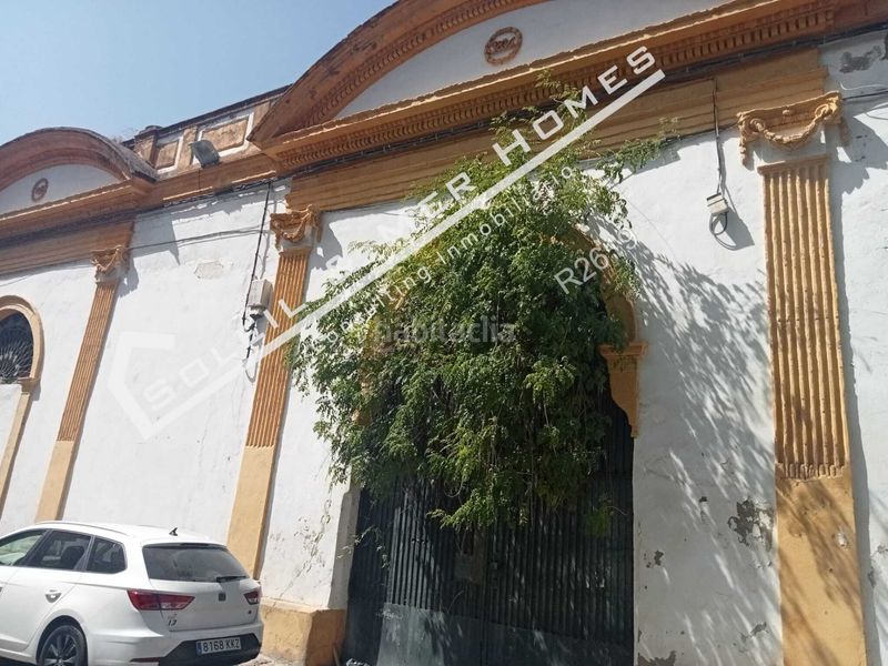 Foto c8a4e340-1ec5-4562-96e6-11dbd1c9234a. Edificio ??? ¡excepcional oportunidad de inversión! dos cascos de bodega con un enorme potencial ??? en Puerto de Santa María (El)