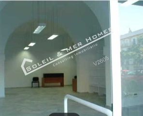 Local Comercial a Plaza de Elías Ahuja