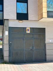 Posto auto in Calle jardines 72. Plazas de garaje edificio c/ jardines 72