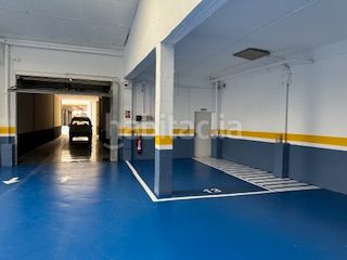 Foto a4504164-4d5f-421e-9b44-4786f41fcb70. Aparcament cotxe a avenida valladolid 22 a El Carmen - Casas del Hogar Palencia