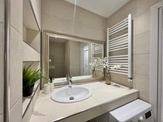 Miete Etagenwohnung in Calle ávila 8