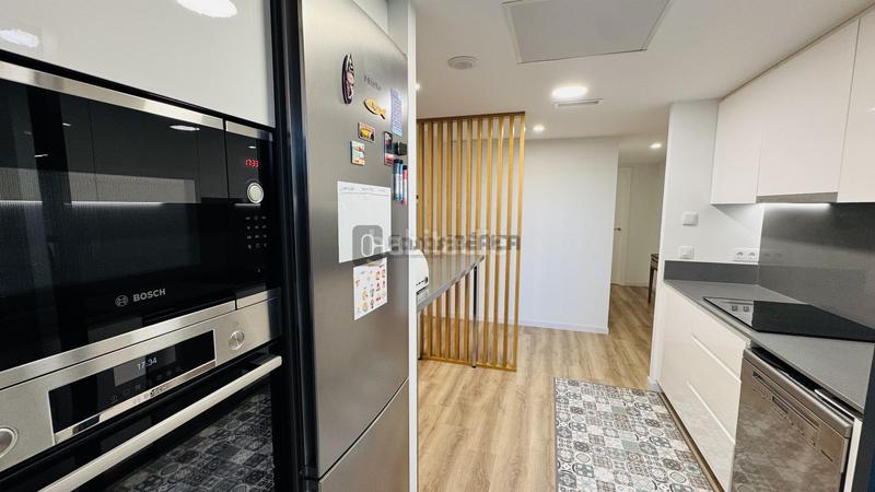 Foto 71ccc2cd-df70-4841-8388-3417edc049d9. Appartamento con parcheggio piscina in Nou Benicalap Valencia