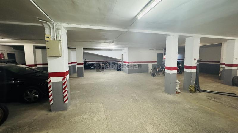 Foto 7df0b9c7-ec6f-4ec8-aaa1-f074c9fedf24. Autoparkplatz in Barrio Benicalap Valencia