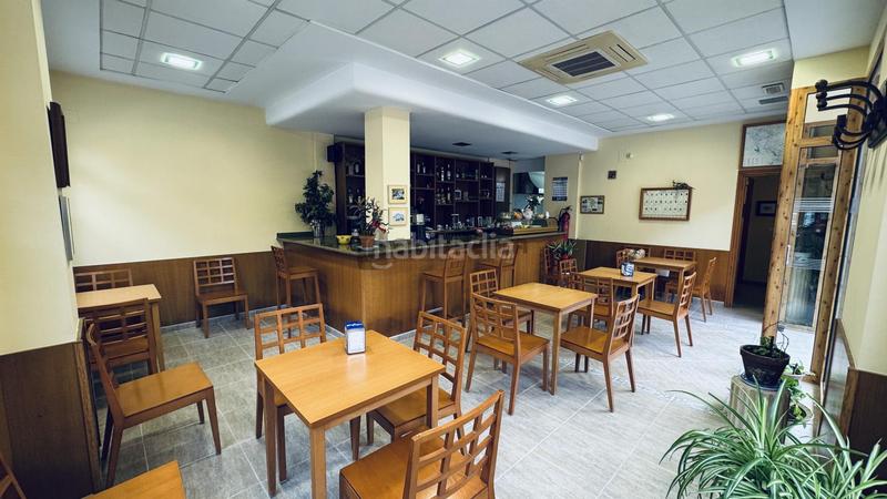 Foto bee471ea-b9ed-4645-9f70-adaf28fbec7c. Local comercial a Nou Benicalap Valencia