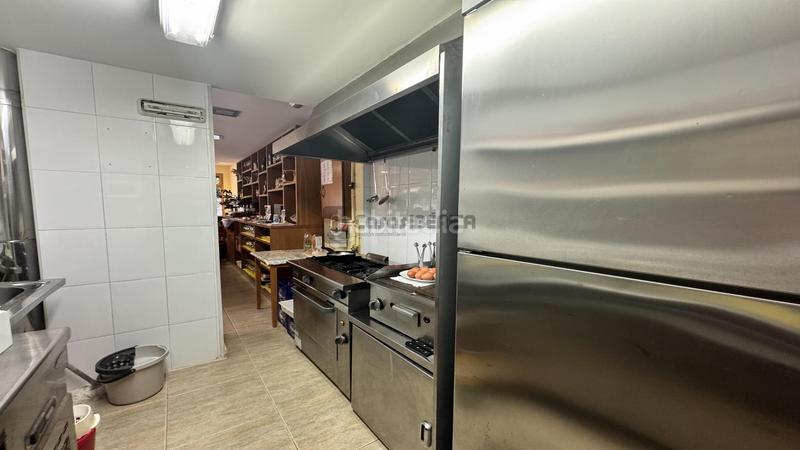 Foto fbdffae2-cbb0-4a29-b13f-fa582a5a9ecc. Local comercial a Nou Benicalap Valencia