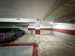 Aparcament cotxe a Barrio Benicalap