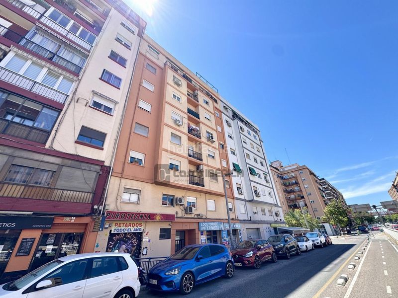 Foto 10a8858d-f128-4b96-b58b-a1adc7887670. Pis a El Calvari Valencia