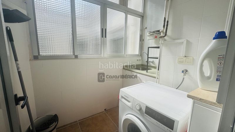 Foto eb24d1fd-4d47-491b-b862-47a8a9072895. Lloguer àtic amb calefacció aparcament a Barrio Benicalap Valencia