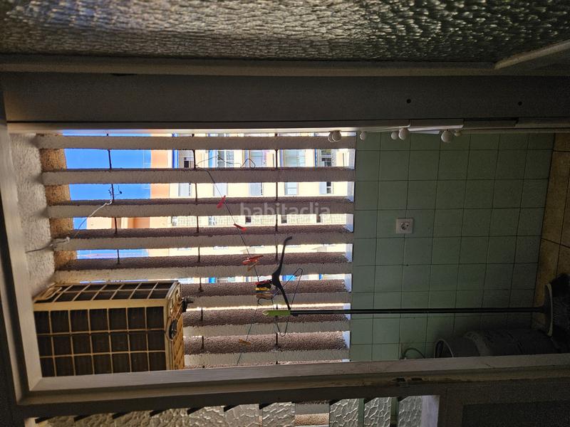Foto ef4f1a21-240f-43a6-bd0d-bbdd4e560837. Piso luminoso piso exterior de 4 dormitorios a reformar en tomé cano en Santa Cruz de Tenerife