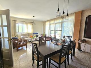 Casa  San cristóbal de la laguna - cm la cañada. Oportunidad luminoso chalet en zona cruz chica de 5 dormitorios