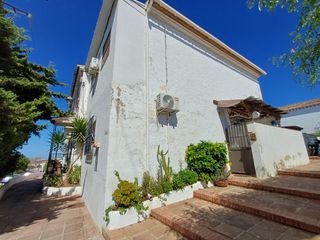 Casa en Rincón de la Victoria - CU RUBIES