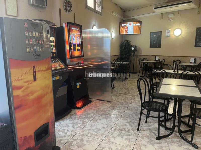 Foto f08df69c-b1ed-45b0-8b9c-c3fe1033529a. Traspàs local comercial amb calefacció a Les Arenes - La Grípia - Can Montllor Terrassa