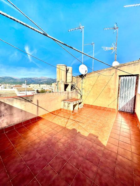 Foto f94b8c9a-6f71-4f10-9687-06b21cd10373. Piso en Gran Via de Colom Inca