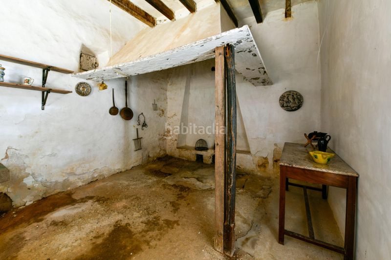 Foto e16d6861-f7f3-41a0-9697-f511bdc59264. Planta baixa amb aparcament a Sencelles