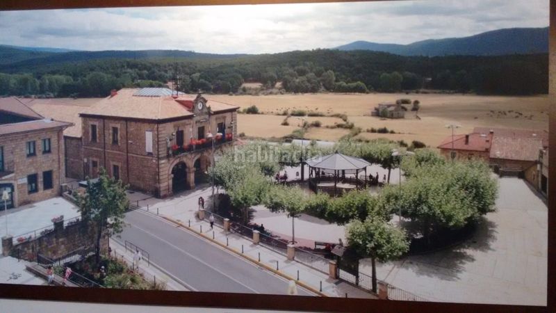 Foto 0402df88-74b8-47a0-824f-342131852d98. Casa adossada a Quintanar de la Sierra