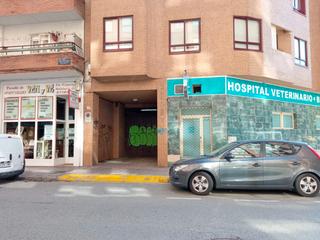 Parking coche  Calle farmacéutico obdulio fernández