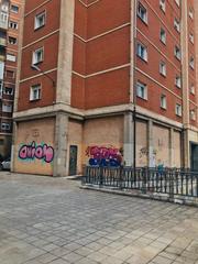 Local Comercial en Calle federico martnez varea 27