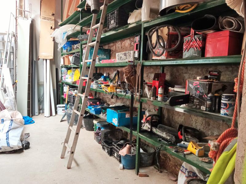 Foto 77754163-dcd5-48e5-bf42-01c2db5ba4a9. Masía casa para entrar a vivir, ideal para familias con hijos en Buniel