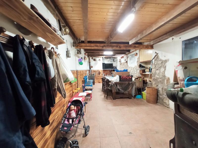 Foto af9e5941-df2d-4b44-ac58-a20380c3f9ac. Masía casa para entrar a vivir, ideal para familias con hijos en Buniel