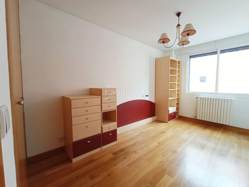 Foto 429d5d52-9e5d-44b9-8c51-049bade0e153. Pis amb calefacció aparcament a Los Vadillos - R. Sanitaria - Pozanos Burgos