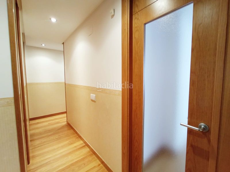 Foto b8c313dd-7c17-4ac6-bca3-ec4b4da15f18. Pis amb calefacció aparcament a Los Vadillos - R. Sanitaria - Pozanos Burgos