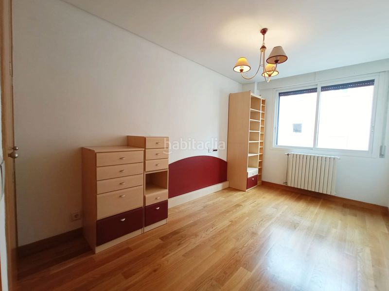 Foto fefbce9c-e6a6-43eb-8647-c80ca705ca8b. Pis amb calefacció aparcament a Los Vadillos - R. Sanitaria - Pozanos Burgos