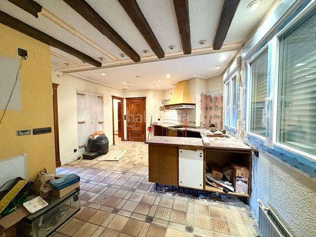 Foto e69201e1-28e8-4db9-b921-068e89fd9b5c. Pis amb calefacció aparcament a Villa Pilar Burgos