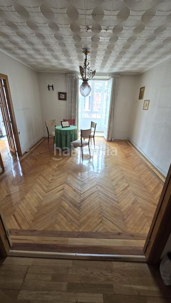 Foto 1b8e5959-ebb0-405a-85cf-4b18432e2e66. Pis amb calefacció a Los Vadillos - R. Sanitaria - Pozanos Burgos