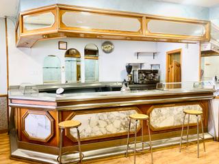 Geschäftsraum in Plaza del Doctor López Saiz