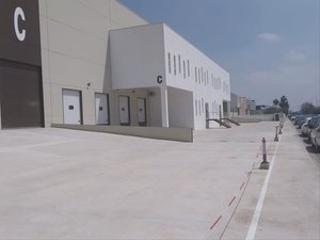 Lloguer Nau industrial a Carrer c 26a. Nave logística en alquiler ribarroja