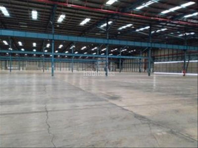 Foto 5ff01f56-09d1-4434-83b8-6f06e50ffde4. Location bâtiment à usage industriel dans carrer ponent 11 dans Almussafes