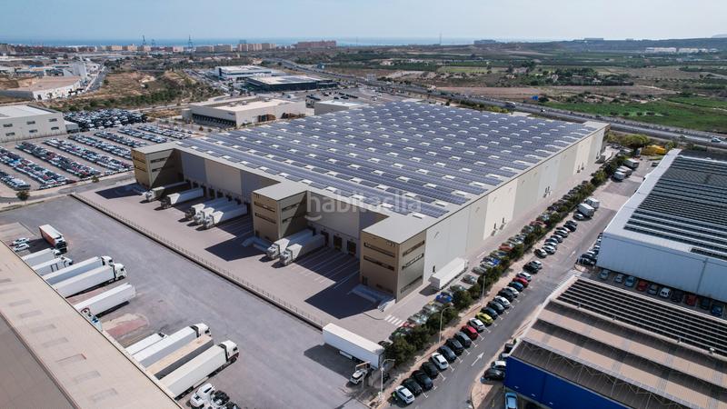 Foto b00f4f83-8d42-4c92-89f2-03bff7d40d57. Location bâtiment à usage industriel dans n-330 55o dans Alicante