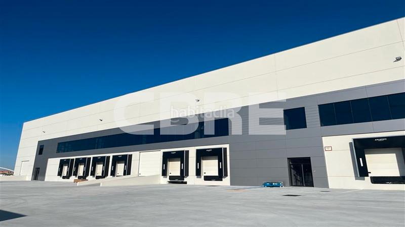 Foto 65e0b6d1-eb5a-432b-9c26-d179aba317a8. Affitto capannone industriale in avenida premios nobel 20 in Torrejón de Ardoz