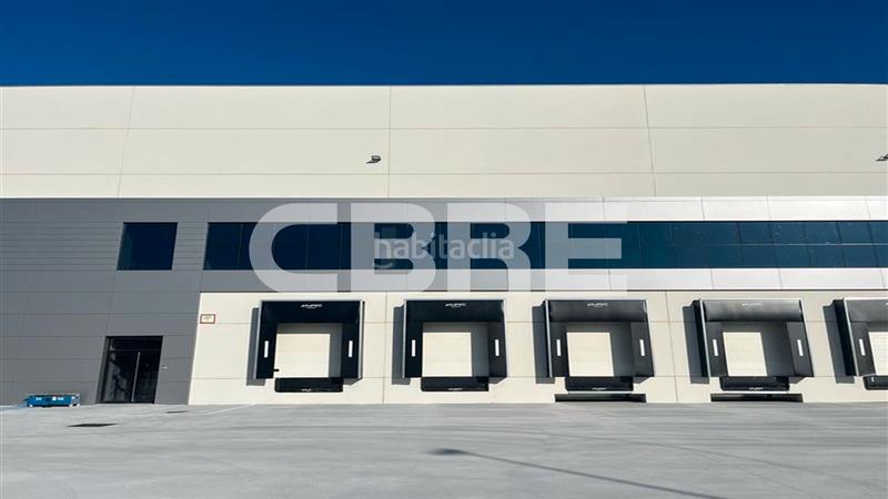 Foto 43ea8d71-7ac9-4548-81b6-7666e9063a1f. Miete fabrikhalle in avenida premios nobel 20 in Base Aérea Torrejón de Ardoz