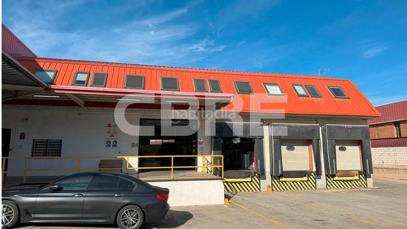 Foto e194af82-9c76-496a-bc7a-045f7d95a420. Affitto capannone industriale in calle cormoranes 7 in Pinto