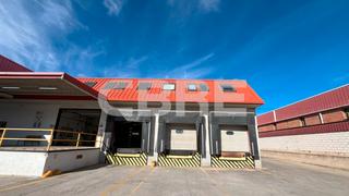 Nau industrial a Calle Cormoranes 7