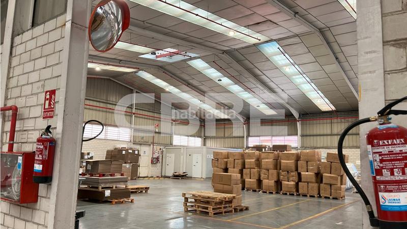 Foto 7c9a7342-f9e2-4c60-a6eb-a686e017abb1. Miete fabrikhalle in calle cormoranes 7 in Zona Industrial Pinto