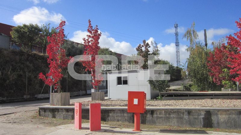 Foto b9ce2dec-d3c9-465a-b040-ece02055aa93. Lloguer nau industrial a avenida de andalucía 208 a Valdemoro