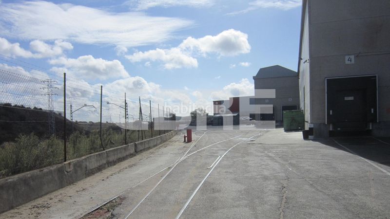 Foto d6628d38-b290-46ef-b6a1-d30eda7ab624. Lloguer nau industrial a avenida de andalucía 208 a Valdemoro