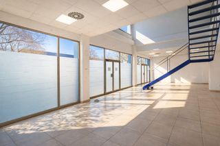 Miete Büro in Sa Indioteria Urbà. Local/oficina ubicada en el parque empresarial son castelló