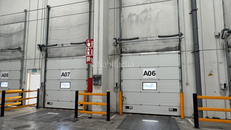 Foto 8466acce-784d-4a7f-b947-206329eb8100. Lloguer nau industrial a calle cerrajeros 31 a Montserrat-Parque Empresarial San Fernando de Henares
