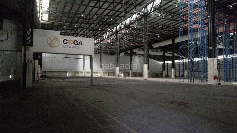 Foto a5ff8207-3321-47de-afd5-4405ee99ec67. Lloguer nau industrial a artapadura kalea 12a a Betoño Vitoria - Gasteiz