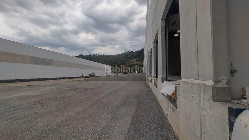 Foto cabc9f99-e27f-4f7c-baad-7e24afb6cc8f. Affitto capannone industriale in n/a in Galdakao