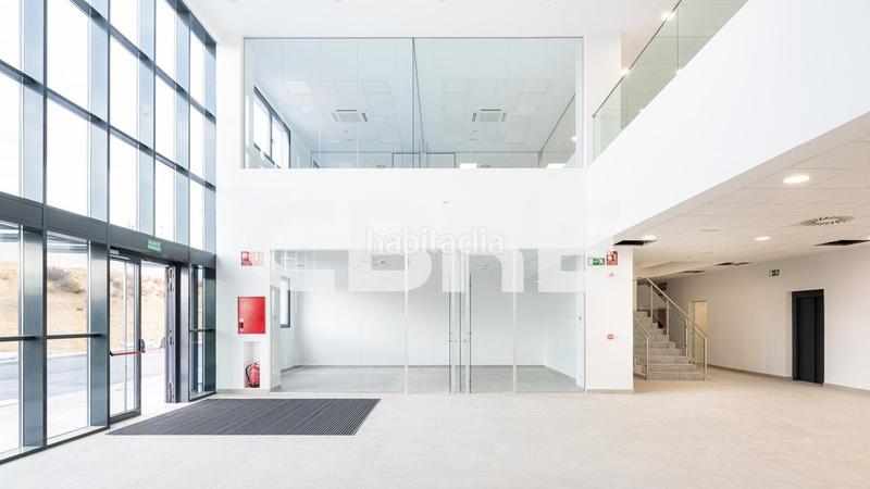 Foto c70d0f6c-00c9-4843-9849-a564a0aeecc7. Rent industrial building in calle dolmen 2 in La Dehesa de Moratalaz Illescas