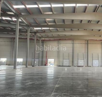 Foto de22fdd1-e8e4-43d9-8964-192e14ff5e09. Affitto capannone industriale in La Motilla - Fuente del Rey Dos Hermanas
