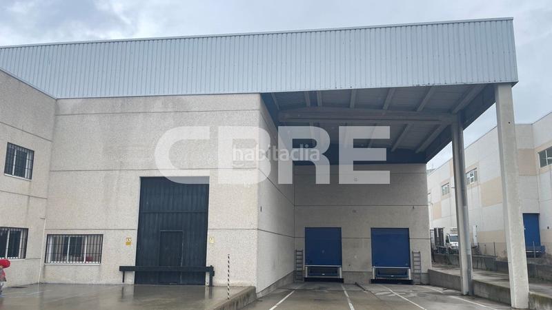 Foto 2aad6121-5102-4331-bec4-7ee2eae6dc27. Alquiler nave industrial en n/a en Las Dehesillas-Vereda de los Estudiantes Leganés