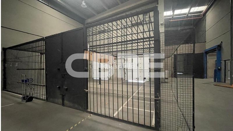 Foto 391bfb96-1028-4783-aa46-f82d26bab4f2. Alquiler nave industrial en n/a en Las Dehesillas-Vereda de los Estudiantes Leganés